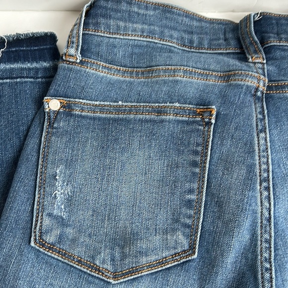 Judy Blue Sharon High Rise Released Hem Skinny blue jean zip closure - Picture 9 of 15